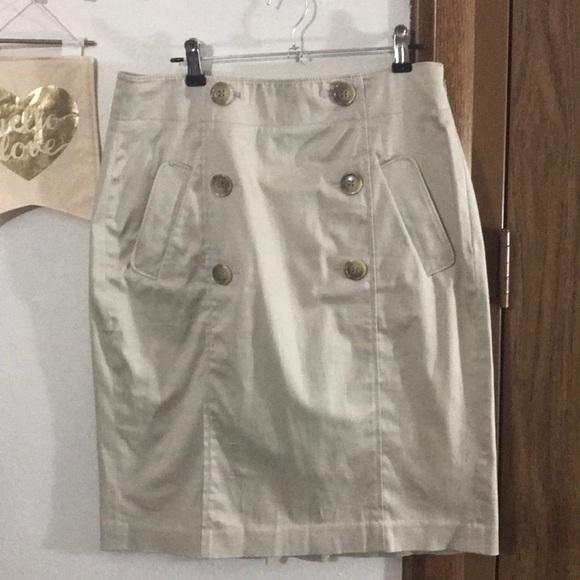 Ann Taylor | Button Skirt with Pockets